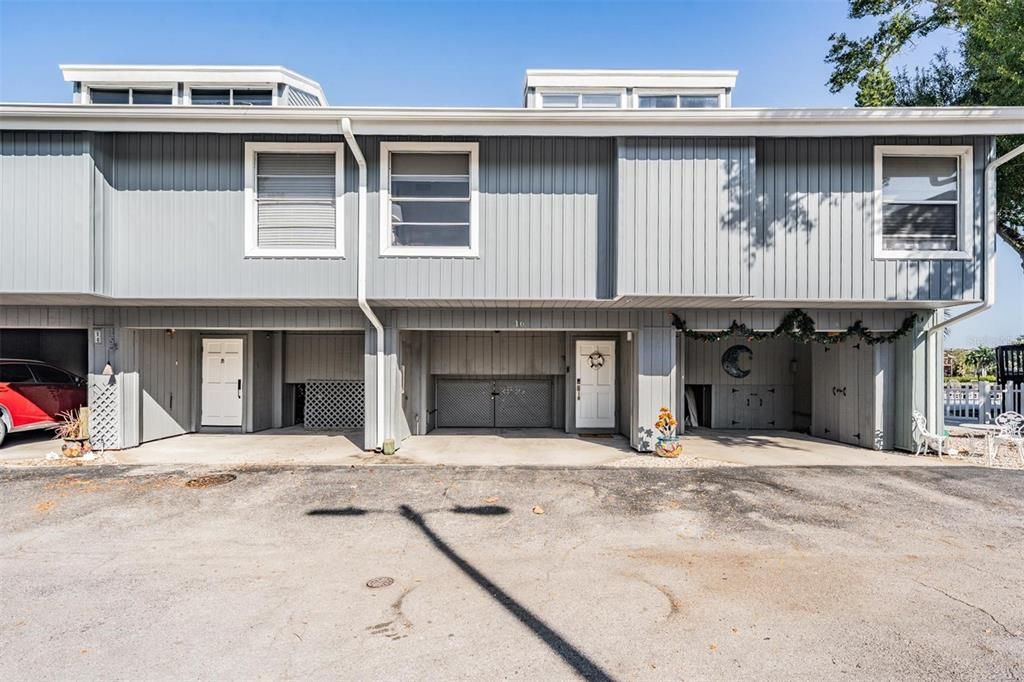 En Venta: $425,000 (3 camas, 2 baños, 965 Pies cuadrados)