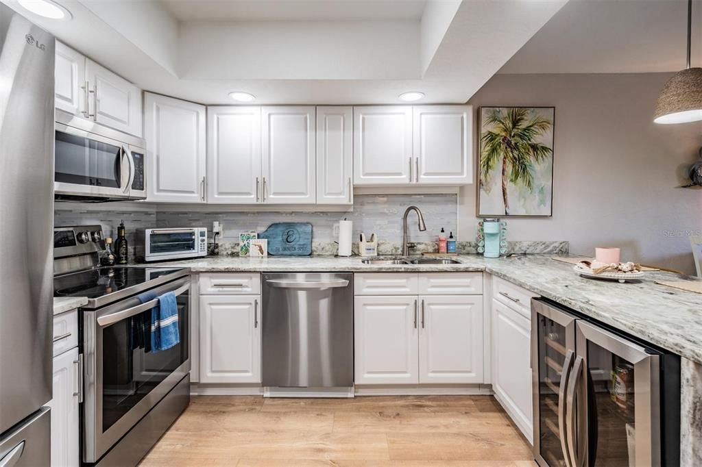 En Venta: $425,000 (3 camas, 2 baños, 965 Pies cuadrados)