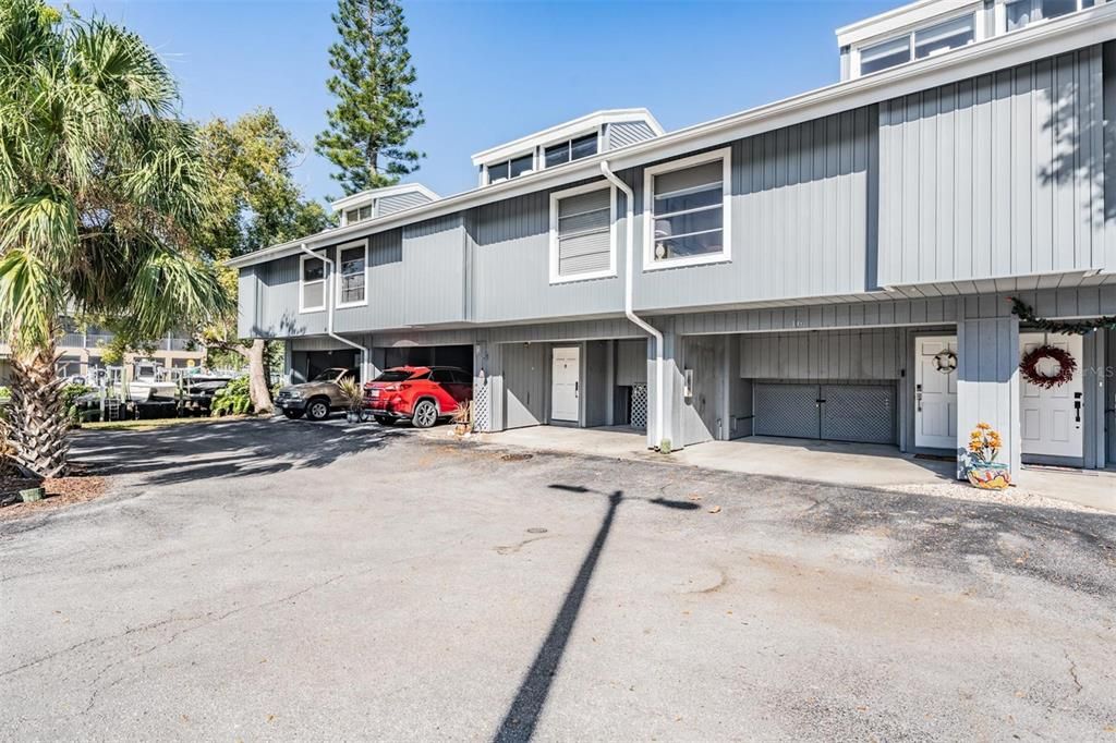 En Venta: $425,000 (3 camas, 2 baños, 965 Pies cuadrados)