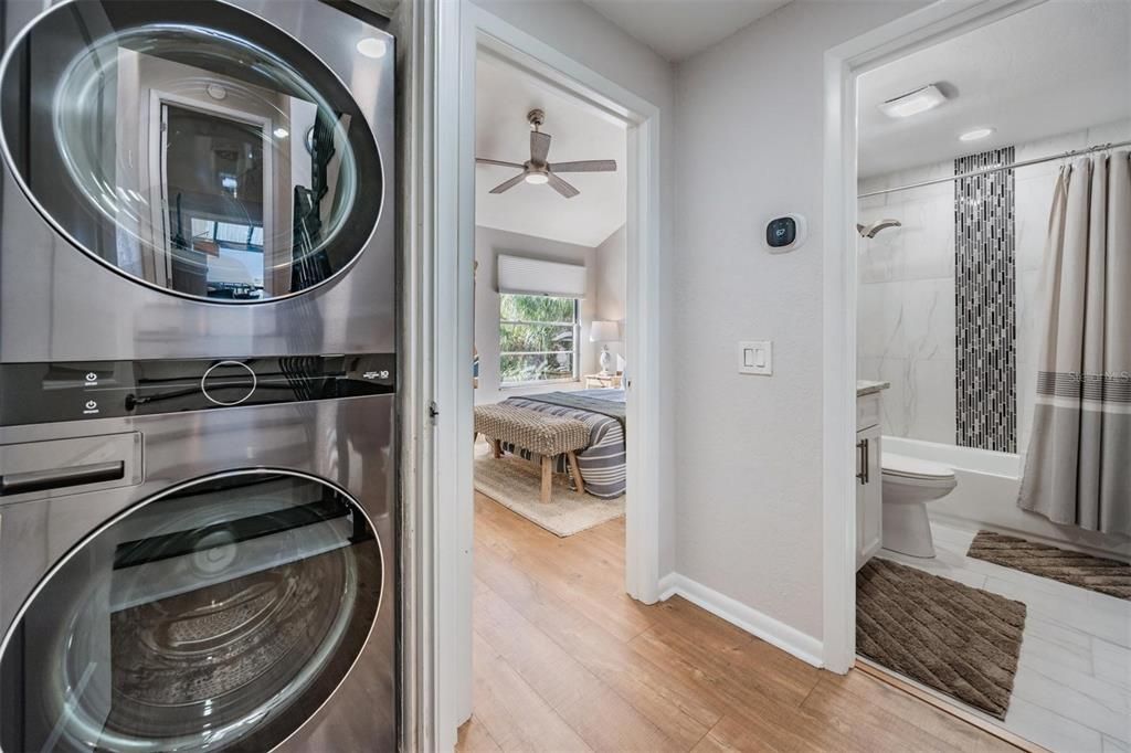 En Venta: $425,000 (3 camas, 2 baños, 965 Pies cuadrados)