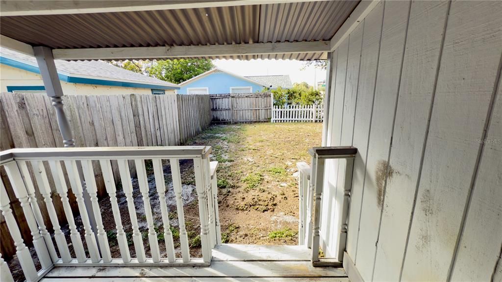 For Rent: $1,275 (2 beds, 1 baths, 758 Square Feet)