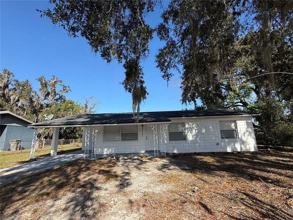 For Sale: $169,900 (3 beds, 1 baths, 1000 Square Feet)