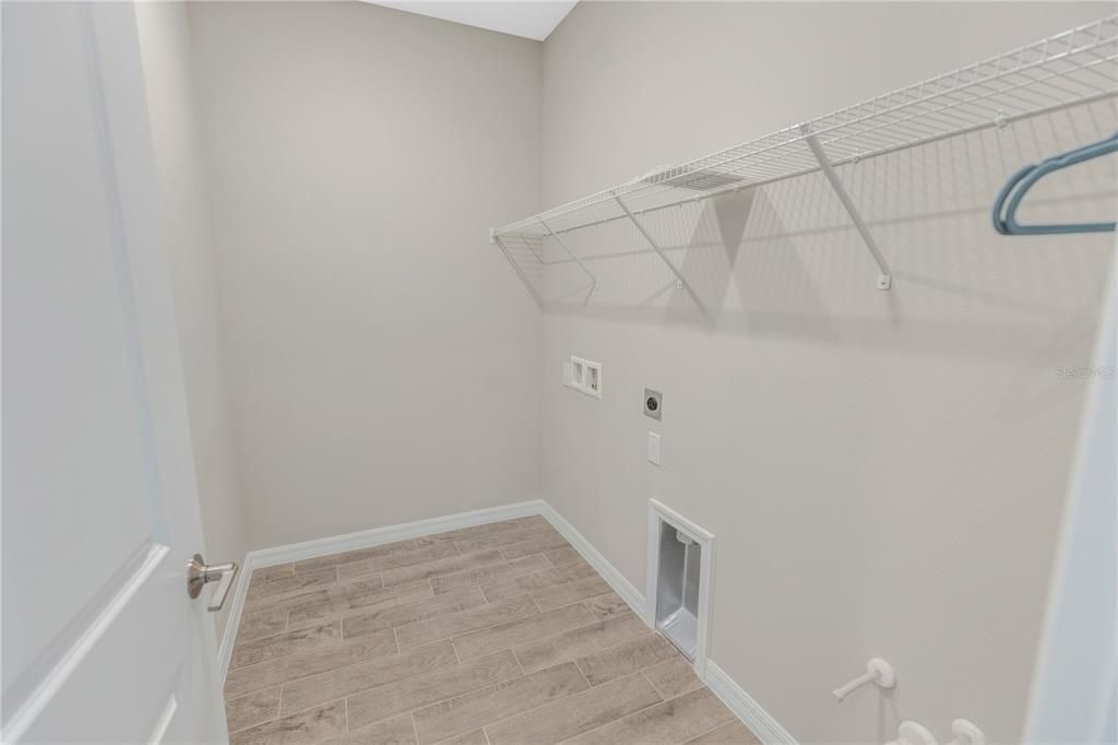 待售: $649,000 (5 贝兹, 4 浴室, 3506 平方英尺)