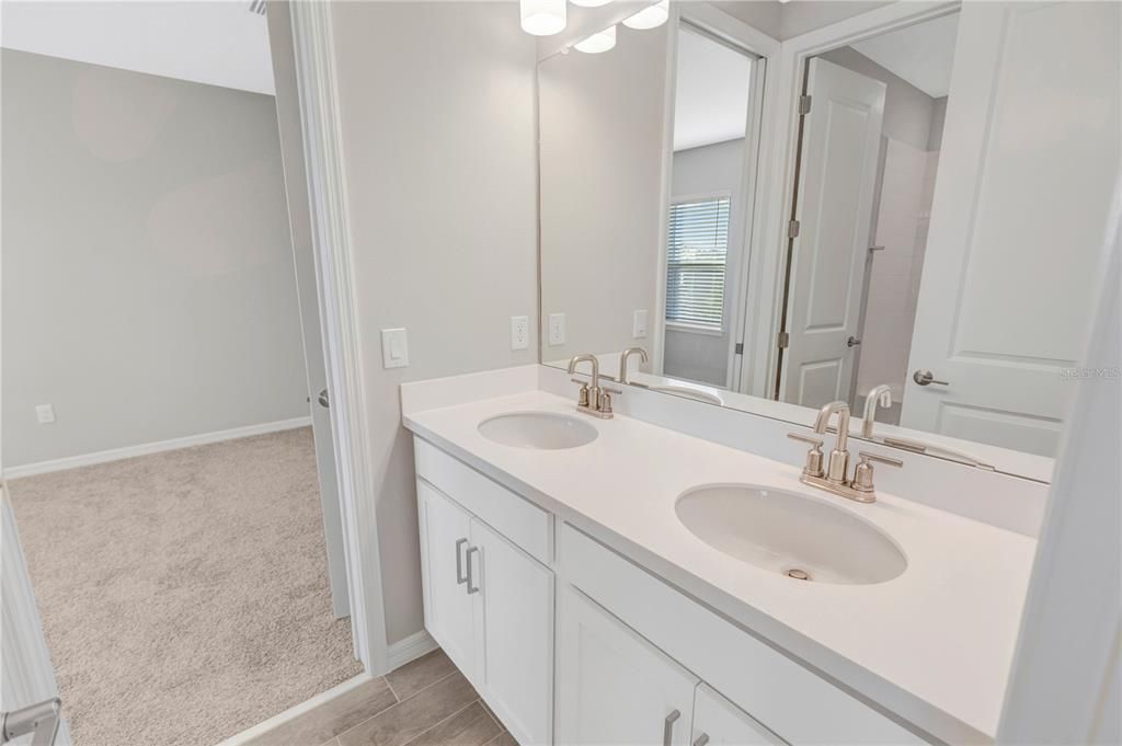 待售: $649,000 (5 贝兹, 4 浴室, 3506 平方英尺)