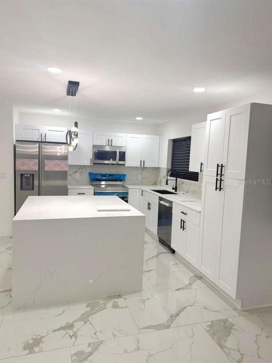 En Venta: $319,000 (3 camas, 2 baños, 1346 Pies cuadrados)