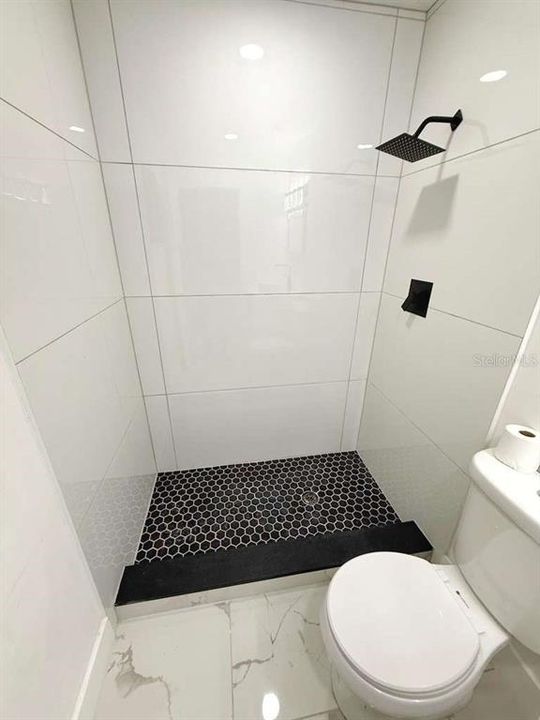 En Venta: $319,000 (3 camas, 2 baños, 1346 Pies cuadrados)