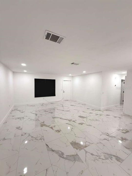 En Venta: $319,000 (3 camas, 2 baños, 1346 Pies cuadrados)