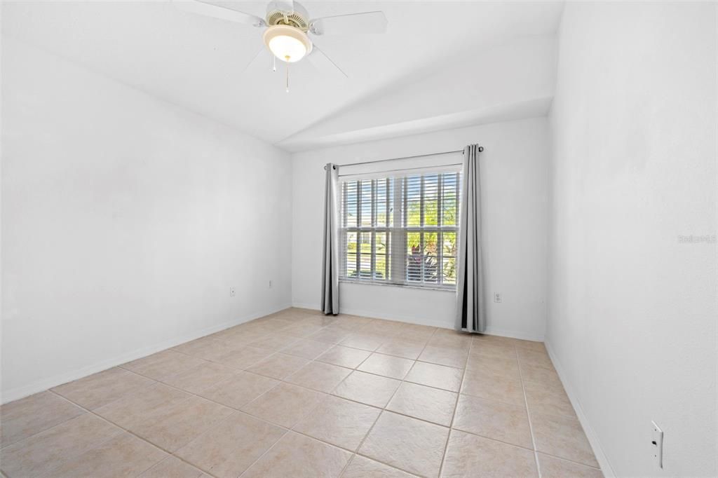 For Sale: $309,900 (2 beds, 2 baths, 1634 Square Feet)