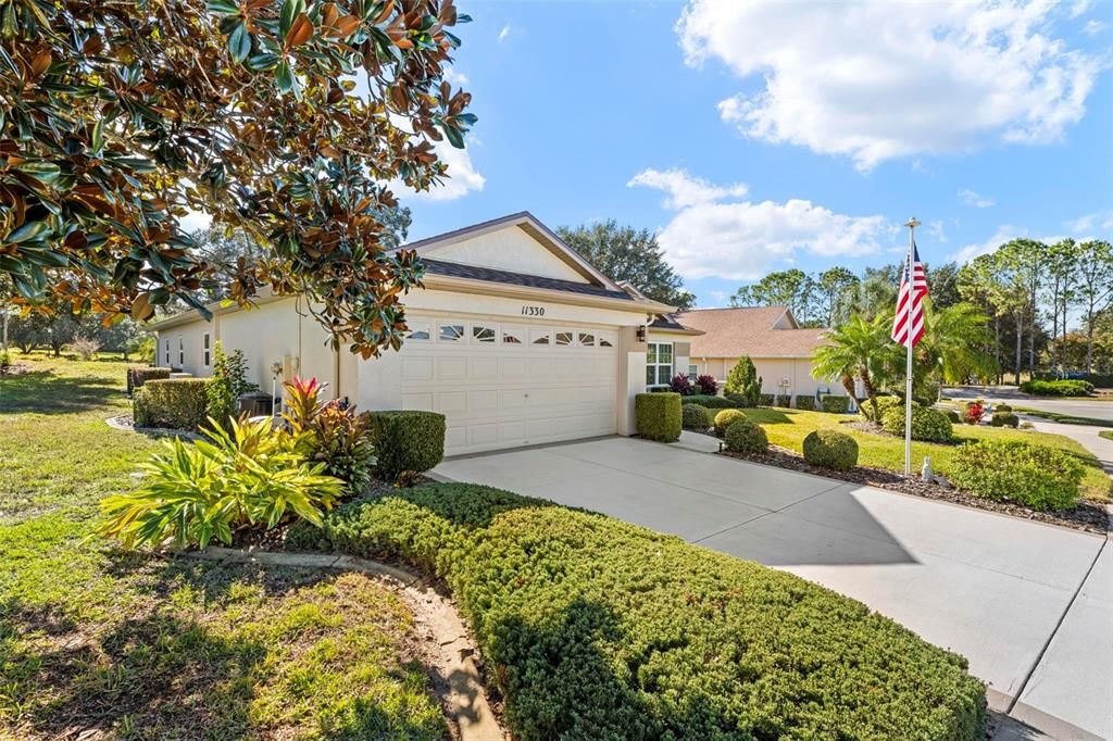 For Sale: $309,900 (2 beds, 2 baths, 1634 Square Feet)