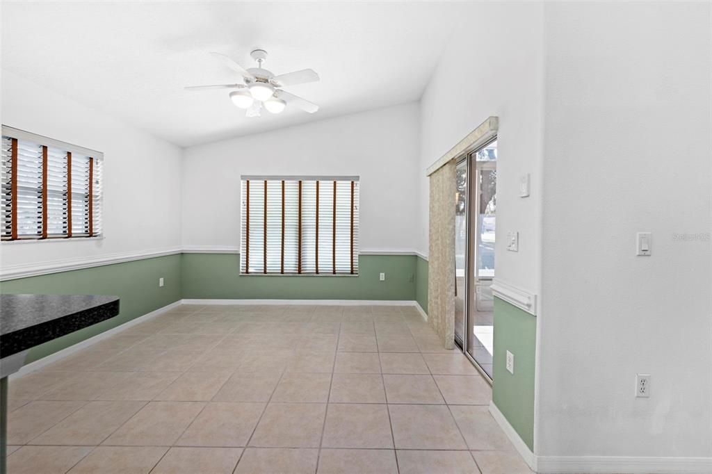 For Sale: $309,900 (2 beds, 2 baths, 1634 Square Feet)