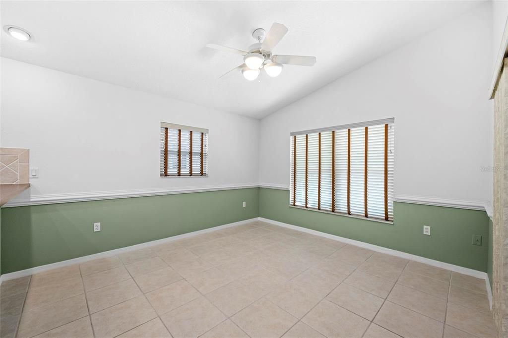 For Sale: $309,900 (2 beds, 2 baths, 1634 Square Feet)
