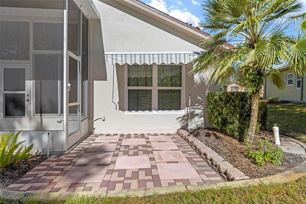 For Sale: $309,900 (2 beds, 2 baths, 1634 Square Feet)