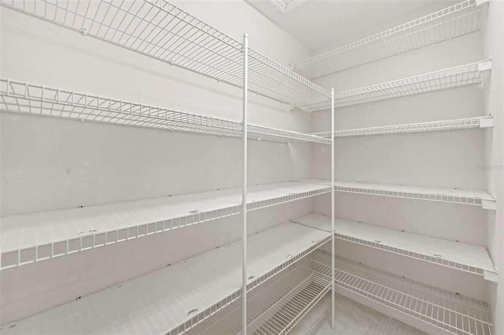 For Sale: $309,900 (2 beds, 2 baths, 1634 Square Feet)