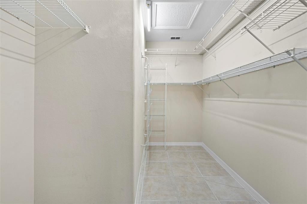 For Sale: $309,900 (2 beds, 2 baths, 1634 Square Feet)