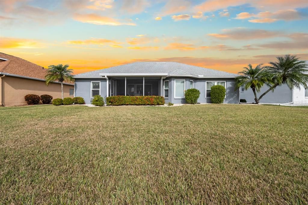 待售: $330,000 (2 贝兹, 2 浴室, 1603 平方英尺)