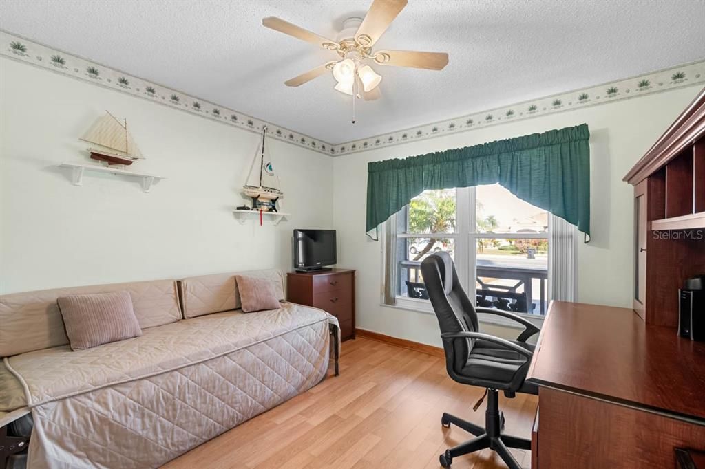 待售: $330,000 (2 贝兹, 2 浴室, 1603 平方英尺)