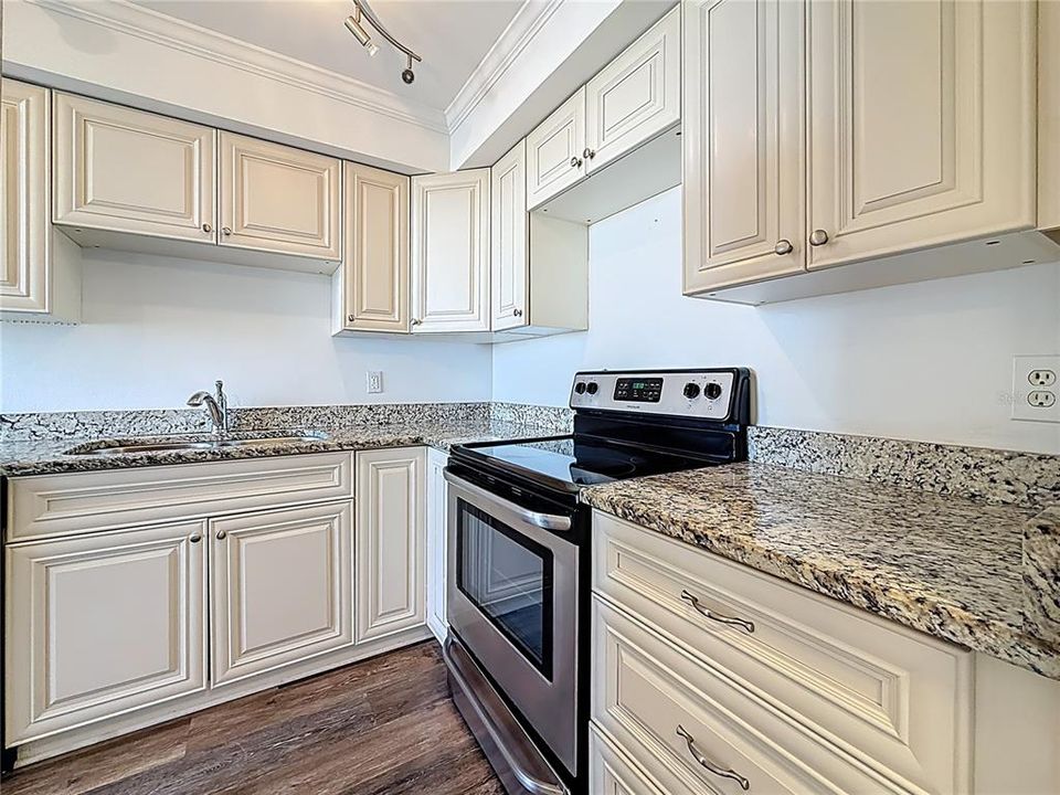 En Venta: $670,000 (2 camas, 2 baños, 1180 Pies cuadrados)