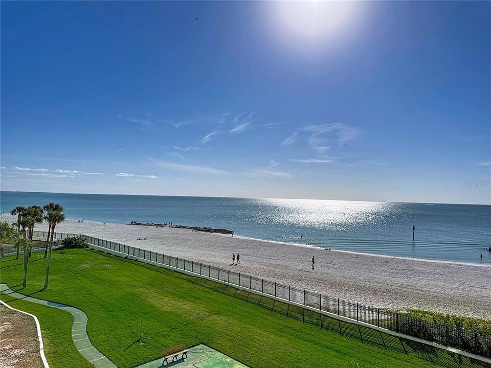 En Venta: $670,000 (2 camas, 2 baños, 1180 Pies cuadrados)