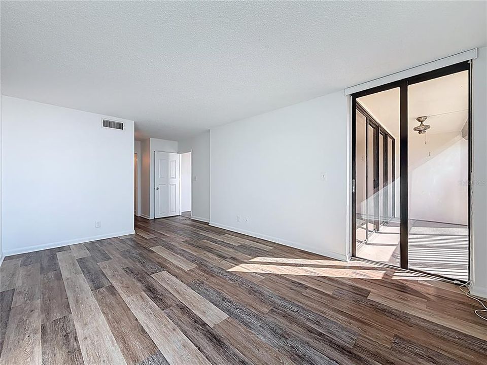 En Venta: $670,000 (2 camas, 2 baños, 1180 Pies cuadrados)