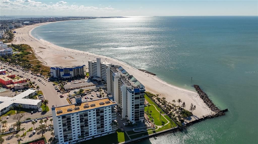 En Venta: $670,000 (2 camas, 2 baños, 1180 Pies cuadrados)