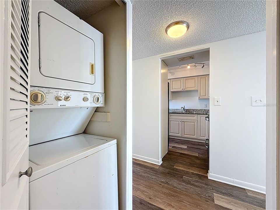 En Venta: $670,000 (2 camas, 2 baños, 1180 Pies cuadrados)