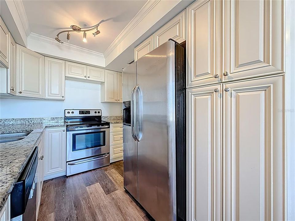 En Venta: $670,000 (2 camas, 2 baños, 1180 Pies cuadrados)