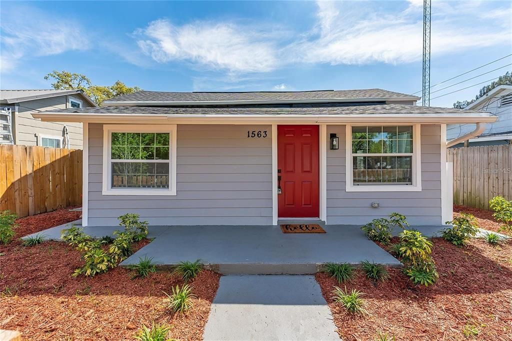 For Sale: $259,990 (3 beds, 2 baths, 1132 Square Feet)