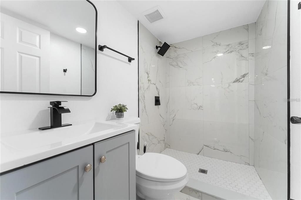 For Sale: $259,990 (3 beds, 2 baths, 1132 Square Feet)