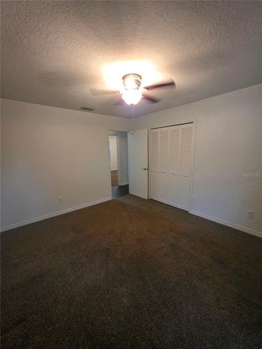 For Rent: $1,900 (3 beds, 2 baths, 1916 Square Feet)