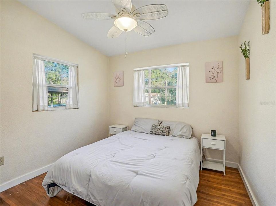 For Sale: $650,000 (5 beds, 3 baths, 2650 Square Feet)