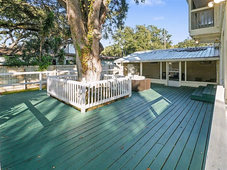 For Sale: $650,000 (5 beds, 3 baths, 2650 Square Feet)