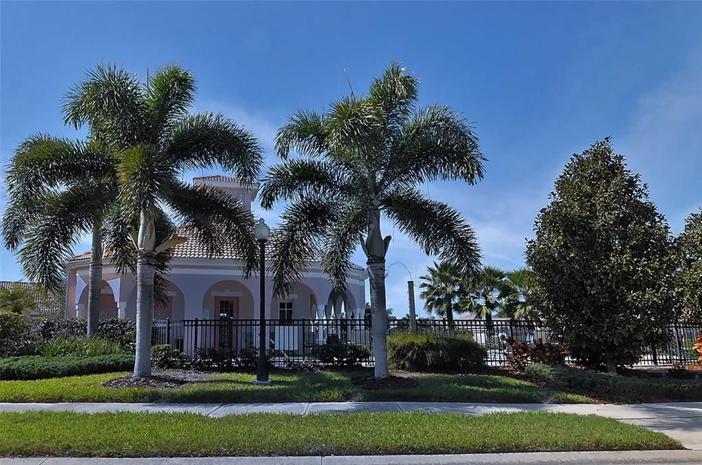 En Venta: $520,000 (3 camas, 2 baños, 2018 Pies cuadrados)