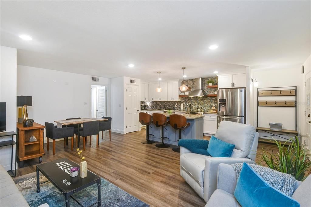 En Renta: $3,800 (2 camas, 2 baños, 949 Pies cuadrados)