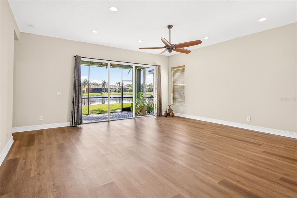 待售: $400,000 (2 贝兹, 2 浴室, 1954 平方英尺)