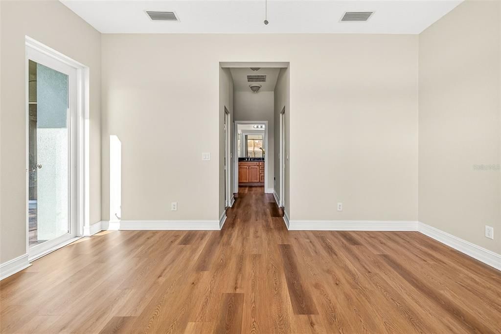 待售: $400,000 (2 贝兹, 2 浴室, 1954 平方英尺)