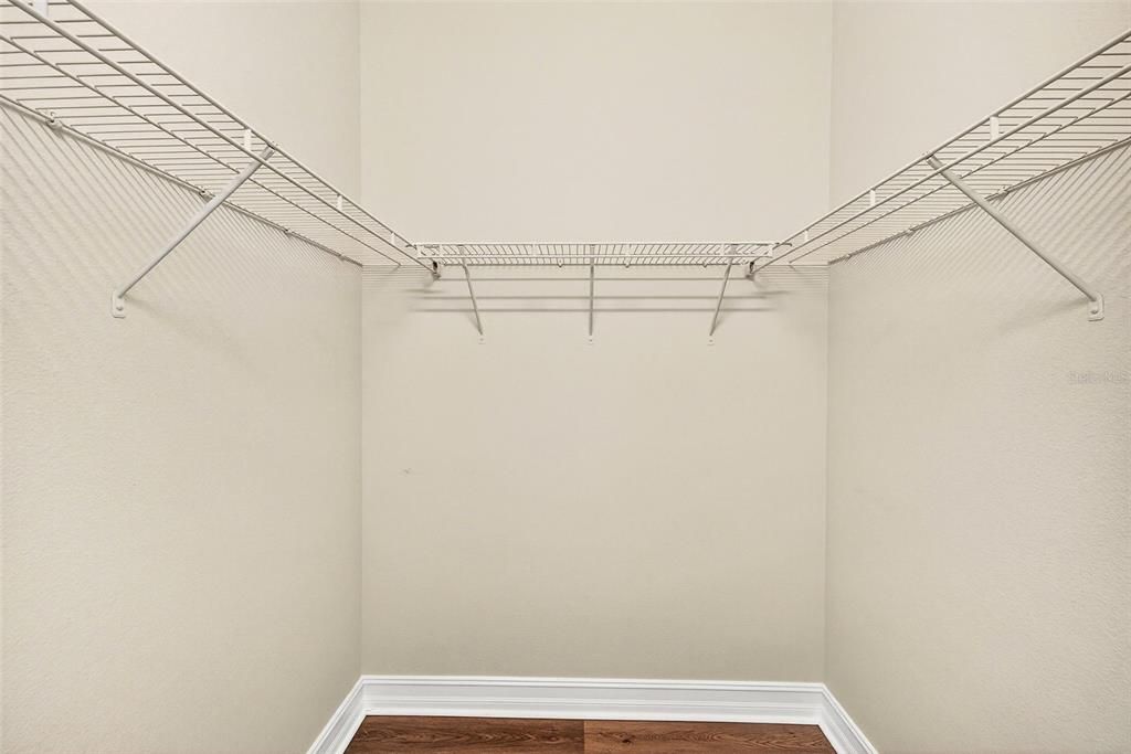 待售: $400,000 (2 贝兹, 2 浴室, 1954 平方英尺)