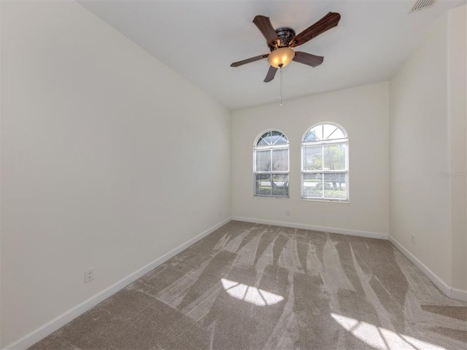 На продажу: $699,900 (3 спален, 3 ванн, 2556 Квадратных фут)