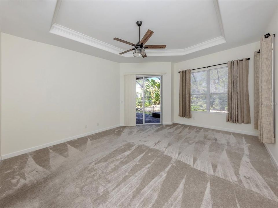 На продажу: $699,900 (3 спален, 3 ванн, 2556 Квадратных фут)