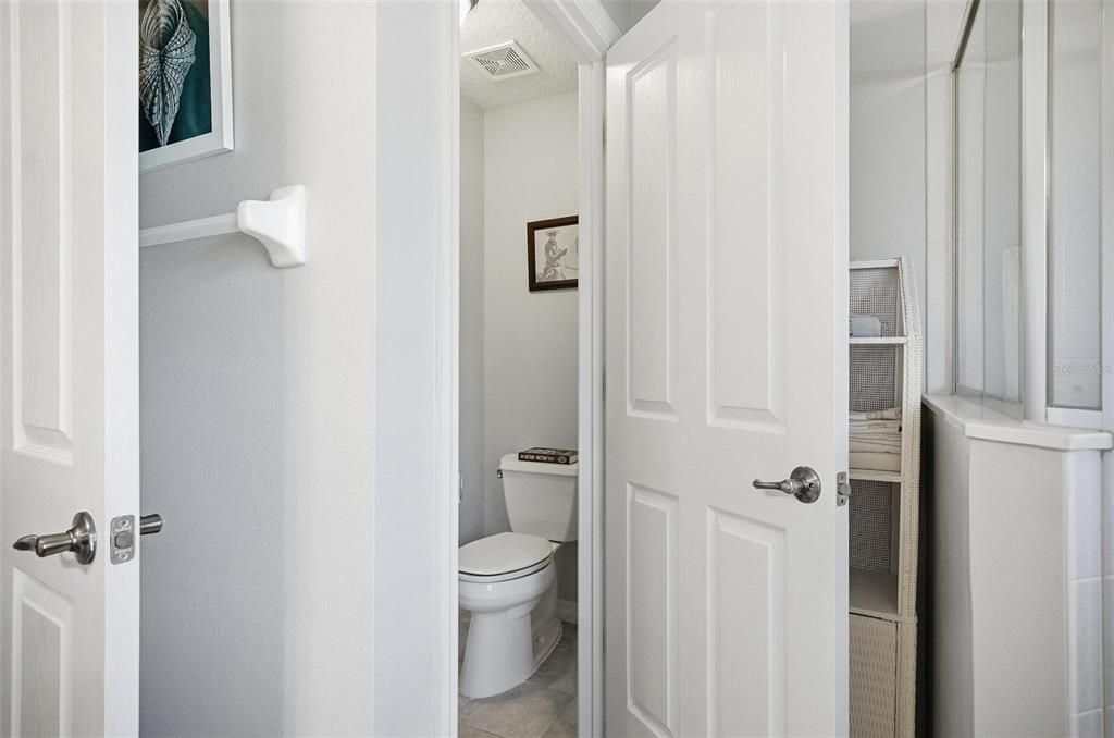 For Sale: $780,000 (3 beds, 2 baths, 2342 Square Feet)