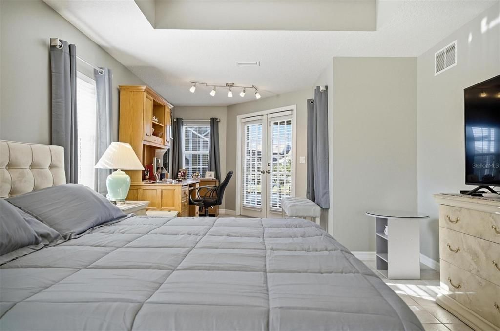 For Sale: $780,000 (3 beds, 2 baths, 2342 Square Feet)