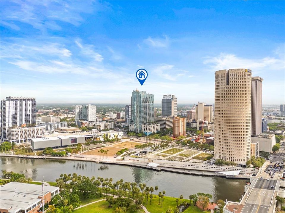 For Rent: $2,800 (1 beds, 1 baths, 838 Square Feet)