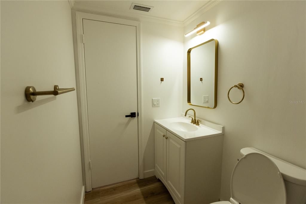 For Sale: $310,000 (3 beds, 2 baths, 1424 Square Feet)