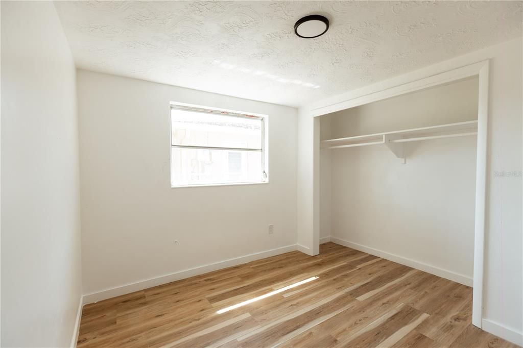 For Sale: $310,000 (3 beds, 2 baths, 1424 Square Feet)