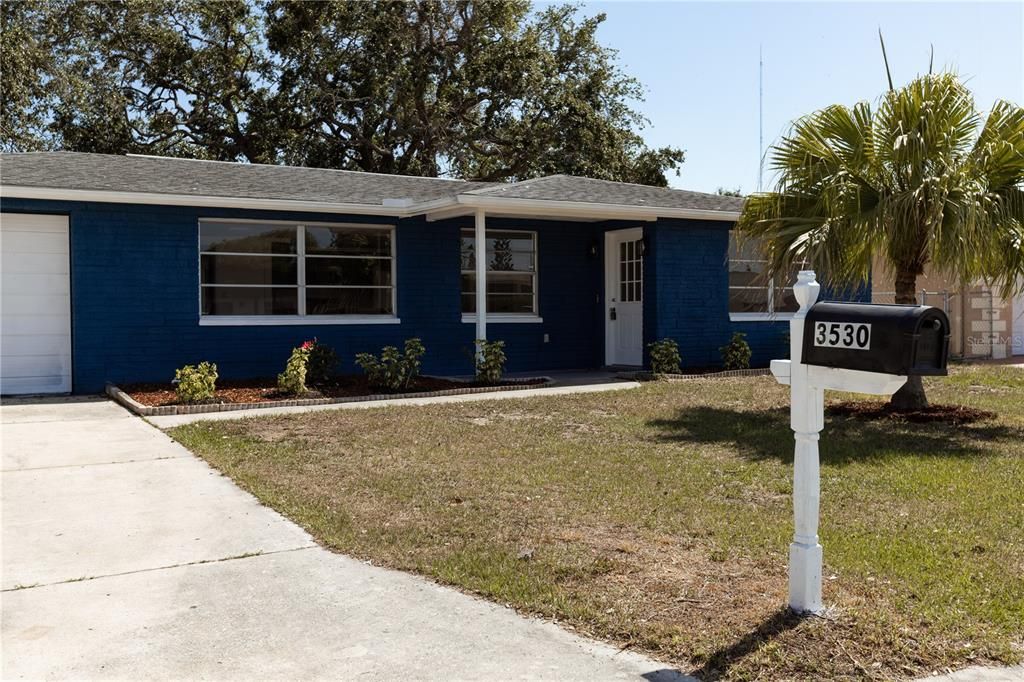 For Sale: $310,000 (3 beds, 2 baths, 1424 Square Feet)