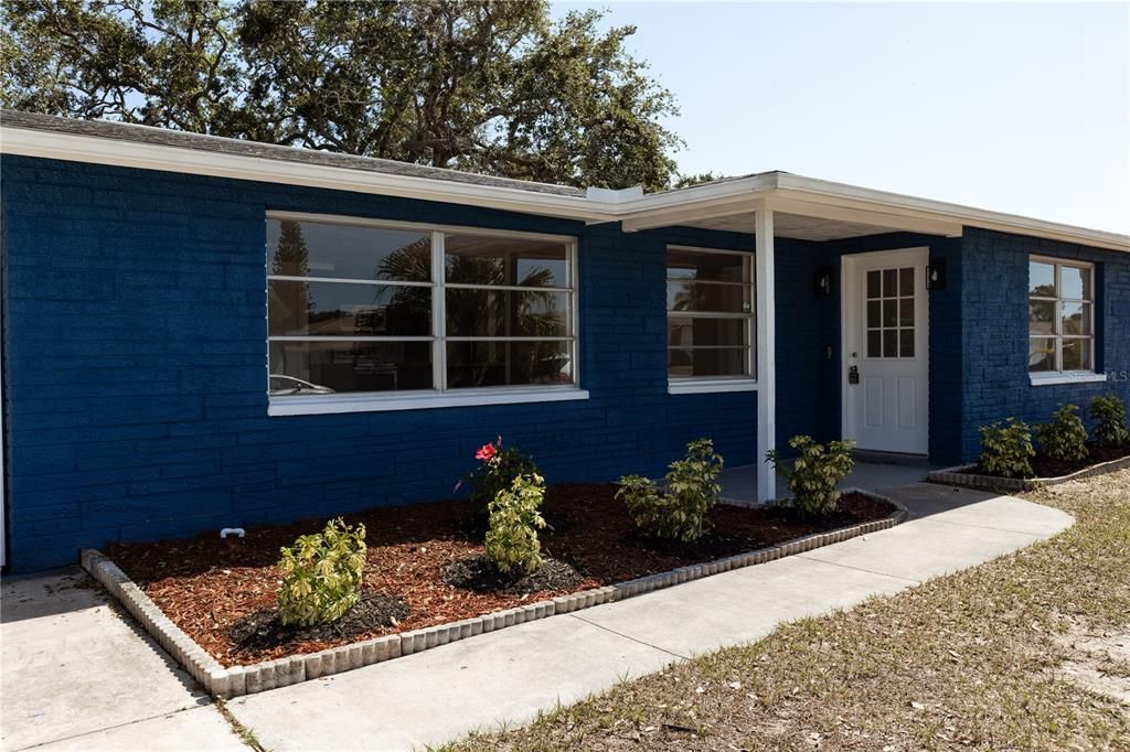 For Sale: $310,000 (3 beds, 2 baths, 1424 Square Feet)