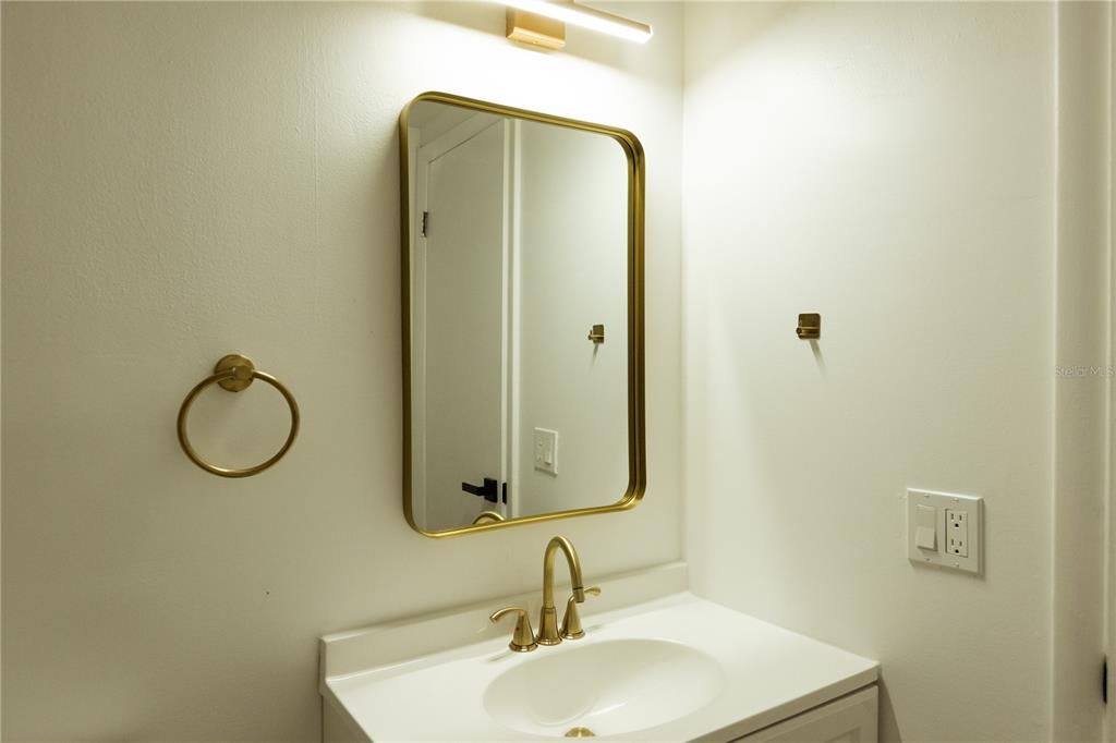 For Sale: $310,000 (3 beds, 2 baths, 1424 Square Feet)