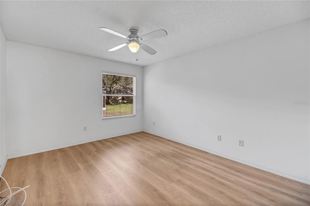 En Venta: $324,999 (3 camas, 2 baños, 1444 Pies cuadrados)