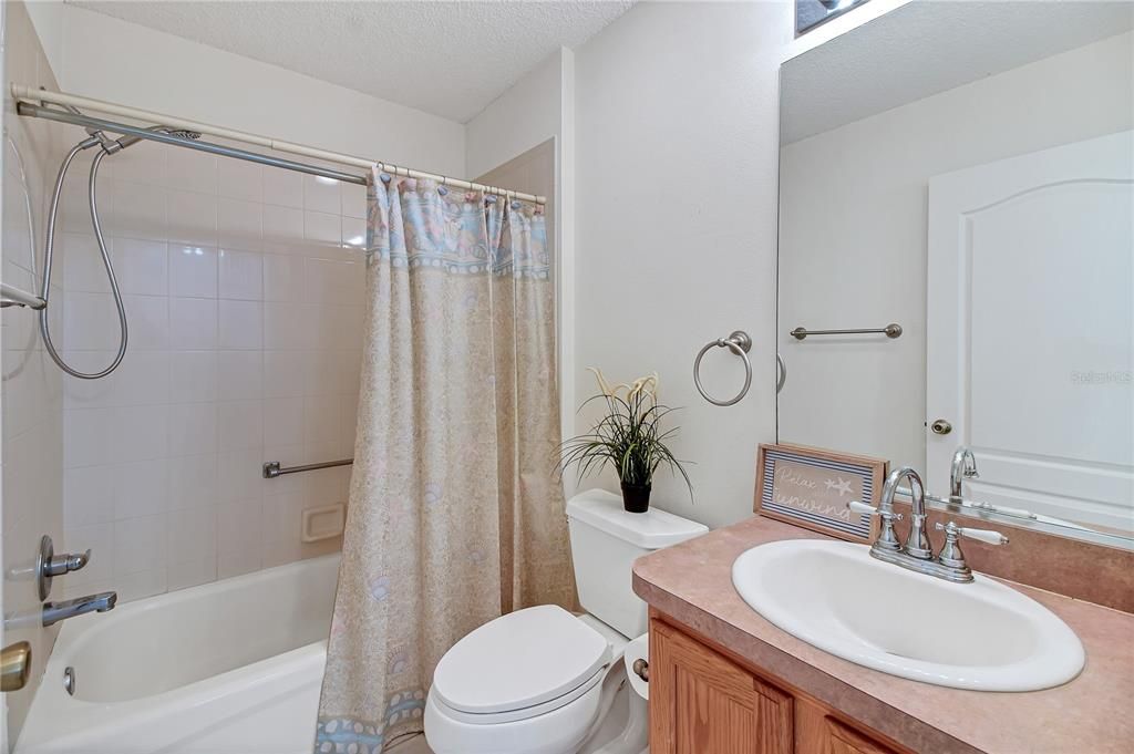 En Venta: $324,999 (3 camas, 2 baños, 1444 Pies cuadrados)