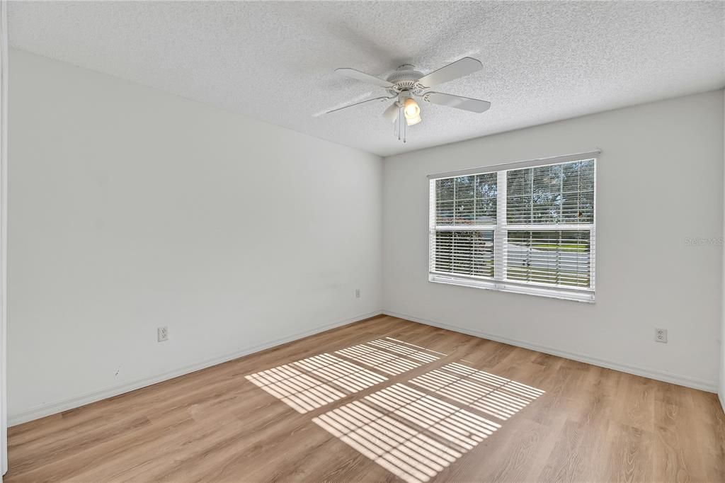 En Venta: $324,999 (3 camas, 2 baños, 1444 Pies cuadrados)