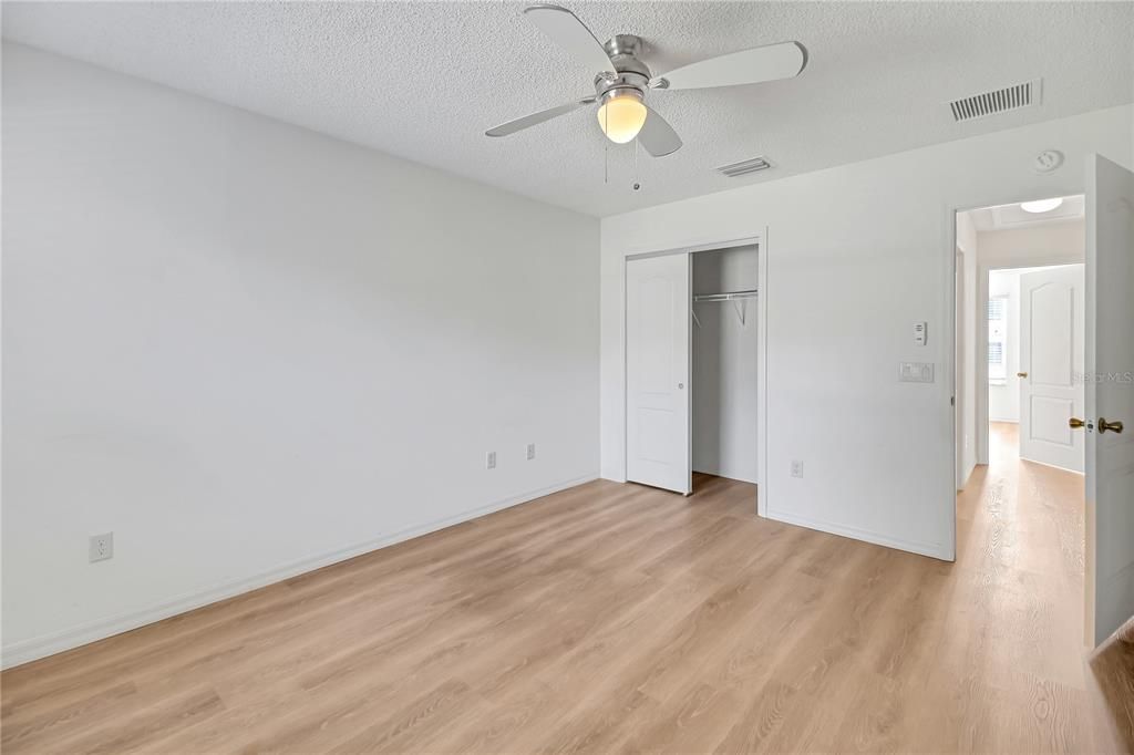 En Venta: $324,999 (3 camas, 2 baños, 1444 Pies cuadrados)